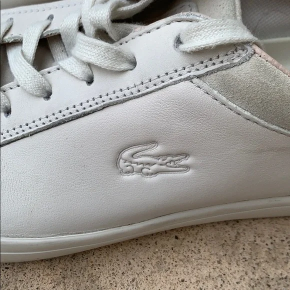 💚Lacoste Off White Leather Straightset Shoe Size 9